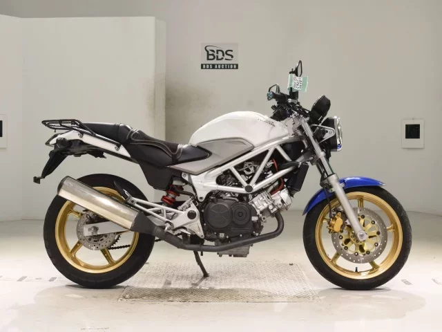 Honda VTR250 лот № 5259 оценка 4  с аукциона в Японии