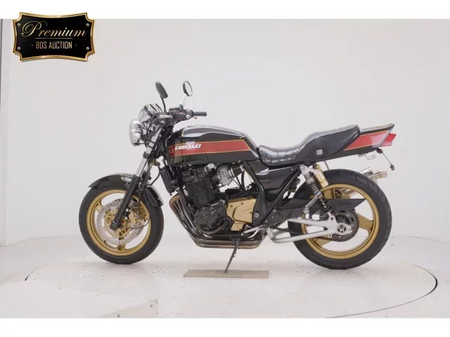 Kawasaki ZRX400