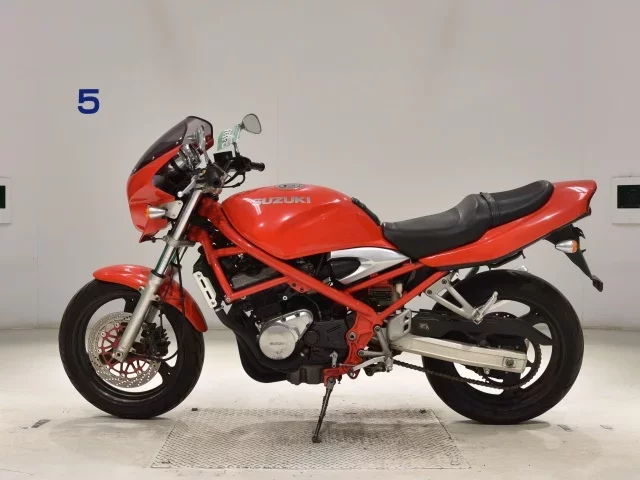 Suzuki BANDIT250-1