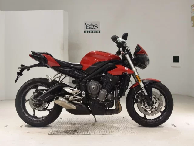 Triumph  STREET TRIPLE S лот № 0344 оценка 6  с аукциона в Японии