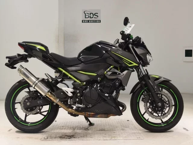 Other Z400-2 лот № 5118 оценка 5  с аукциона в Японии