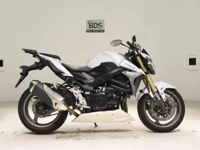 Suzuki GSR750A  с аукциона в Японии