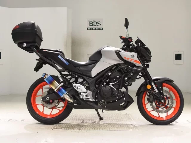 Yamaha MT-25 лот № 7608 оценка 5  с аукциона в Японии