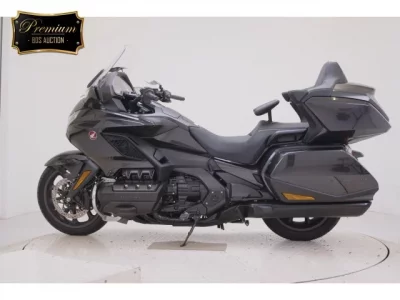Honda GL1800 TOUR D  с аукциона в Японии