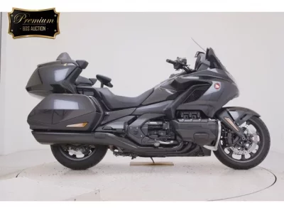Honda GL1800 TOUR D  с аукциона в Японии