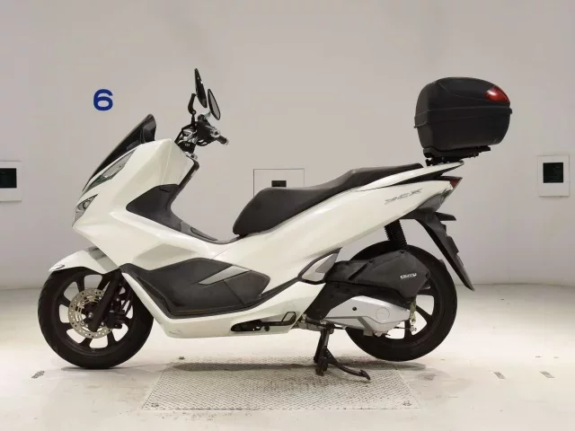 Honda PCX125-3