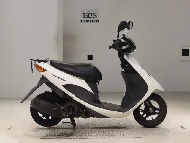 Suzuki ADDRESS V50