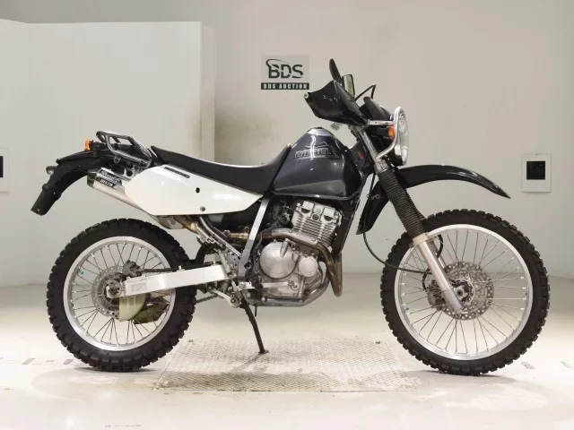Suzuki DJEBEL250XC лот № 2868 оценка 4  с аукциона в Японии