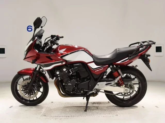 Honda CB400SFV-4 BOLDORABS