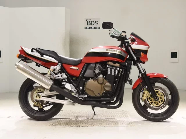 Kawasaki ZRX1200R лот № 7690 оценка 4  с аукциона в Японии