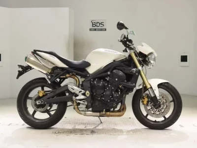 Triumph TRIUMPH STREET TRIPLE  с аукциона в Японии