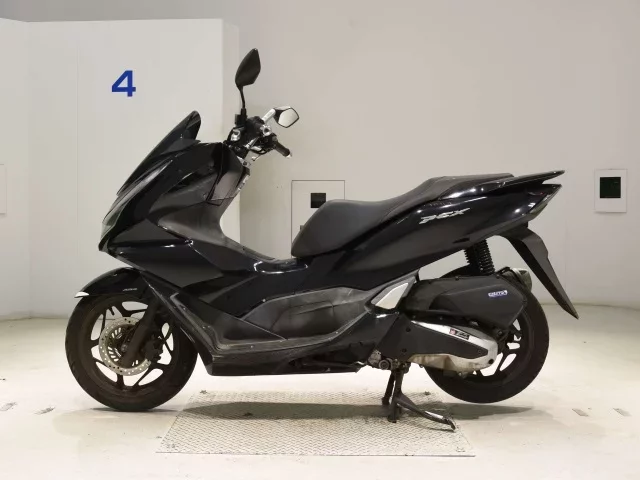 Honda PCX125-4
