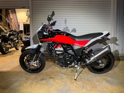 Husqvarna HUSQUARNA NUDA 900 R