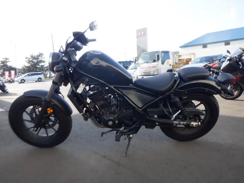 Honda REBEL