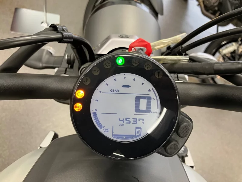 Yamaha XSR700
