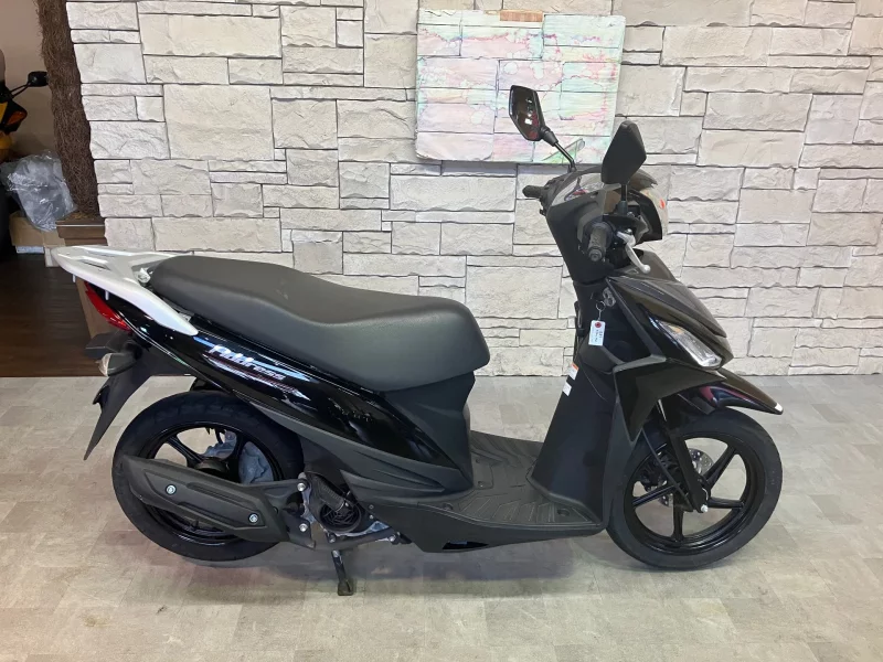 Suzuki ADDRESS V110