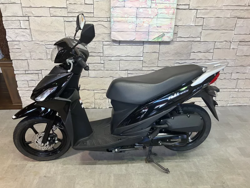 Suzuki ADDRESS V110