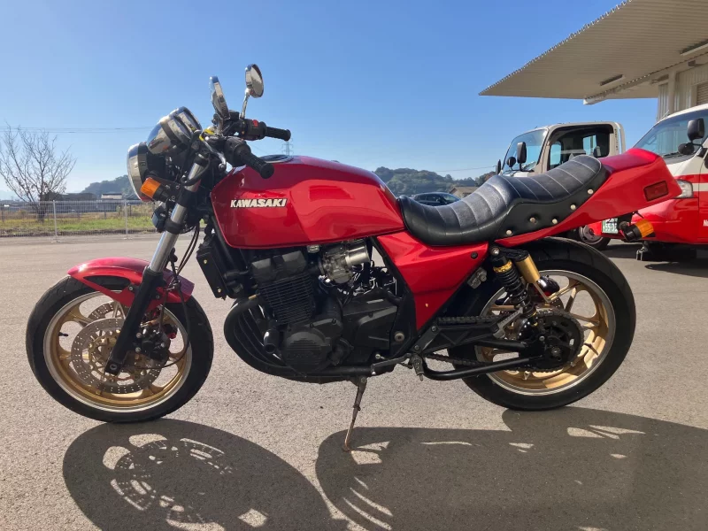 Kawasaki ZRX400