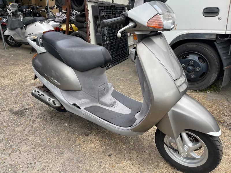 Honda LEAD 100