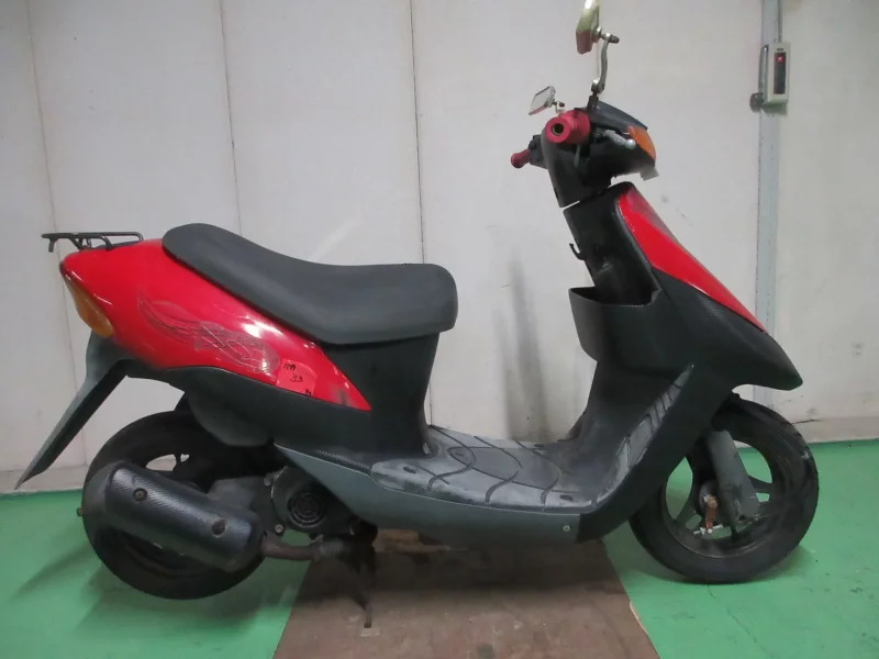 Suzuki LET S