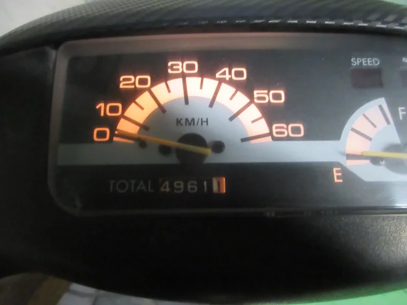 Suzuki LET S