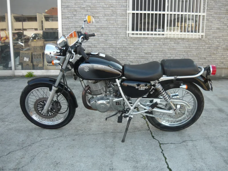 Suzuki ST250E TYPES
