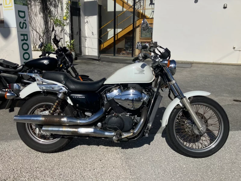 Honda VT750S