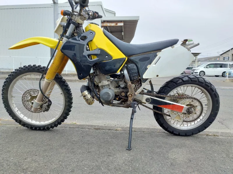Suzuki RMX250S