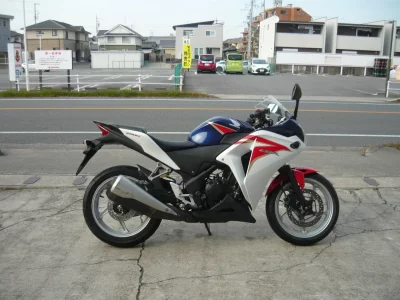 Honda CBR250R