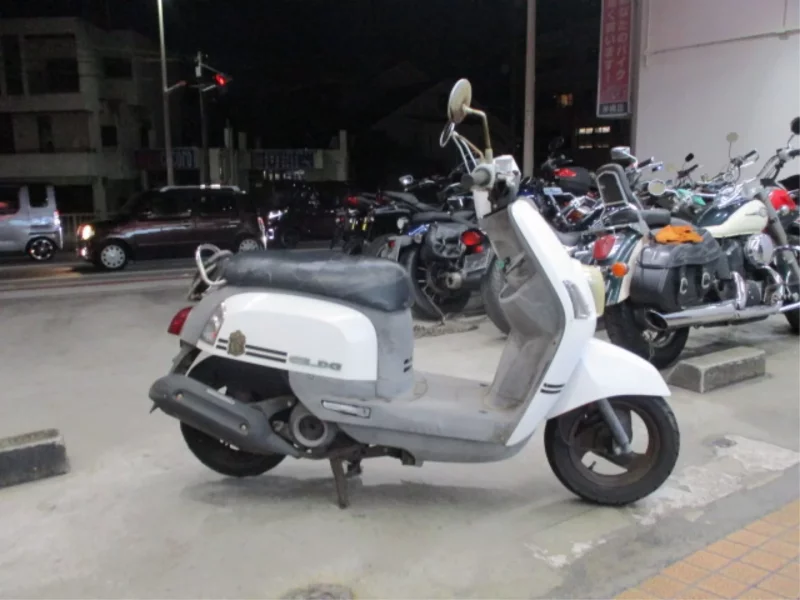 Yamaha CUXI100