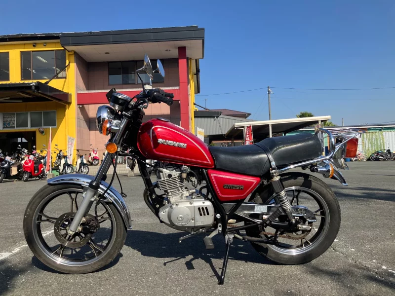 Suzuki GN125H