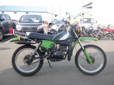 Suzuki F