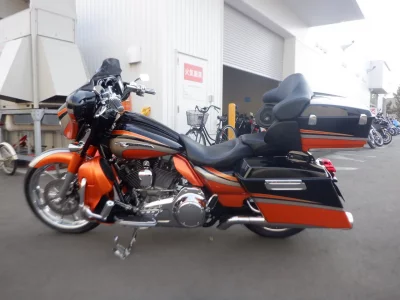 Harley-Davidson HARLEY FLHXSE1800CVO