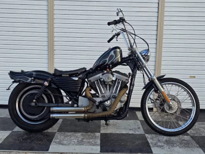 Harley-Davidson HARLEY XL883C