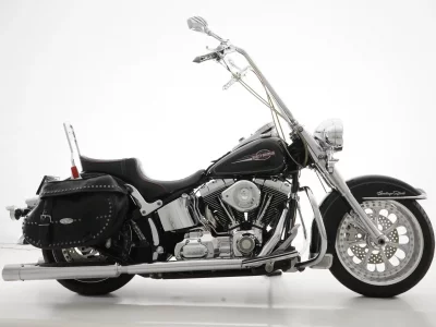 Harley-Davidson HARLEY FLSTC