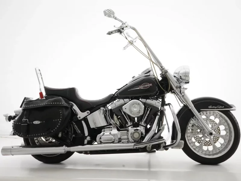 Harley-Davidson HARLEY FLSTC