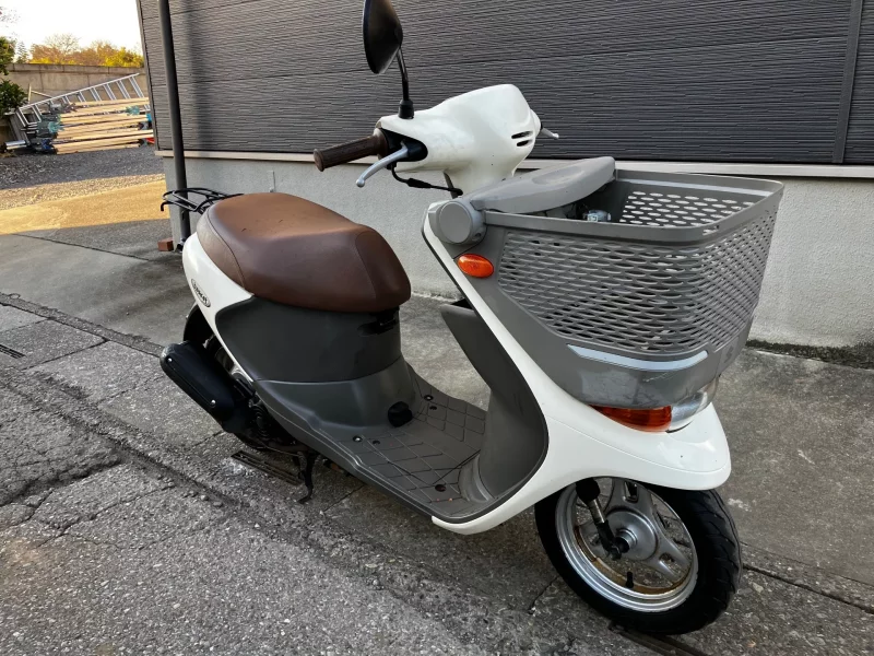 Suzuki LET S4