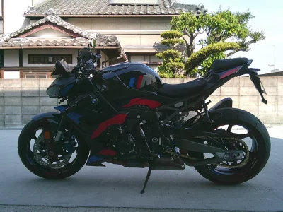 BMW BMW M1000R  с аукциона в Японии