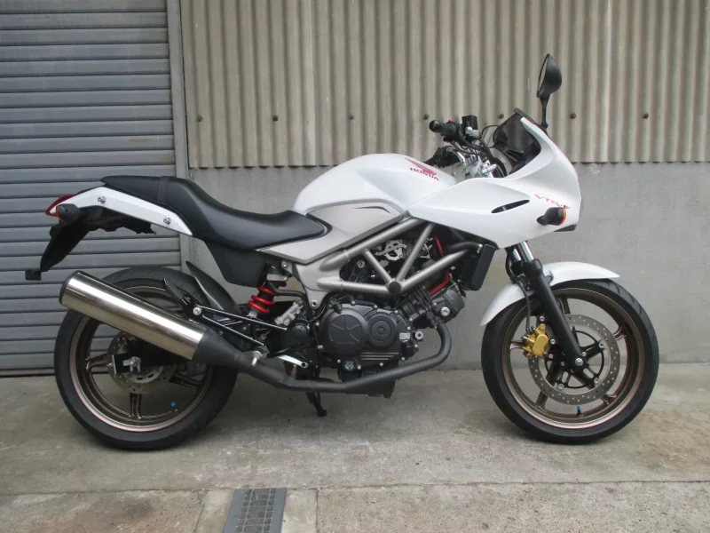 Honda VTR250F
