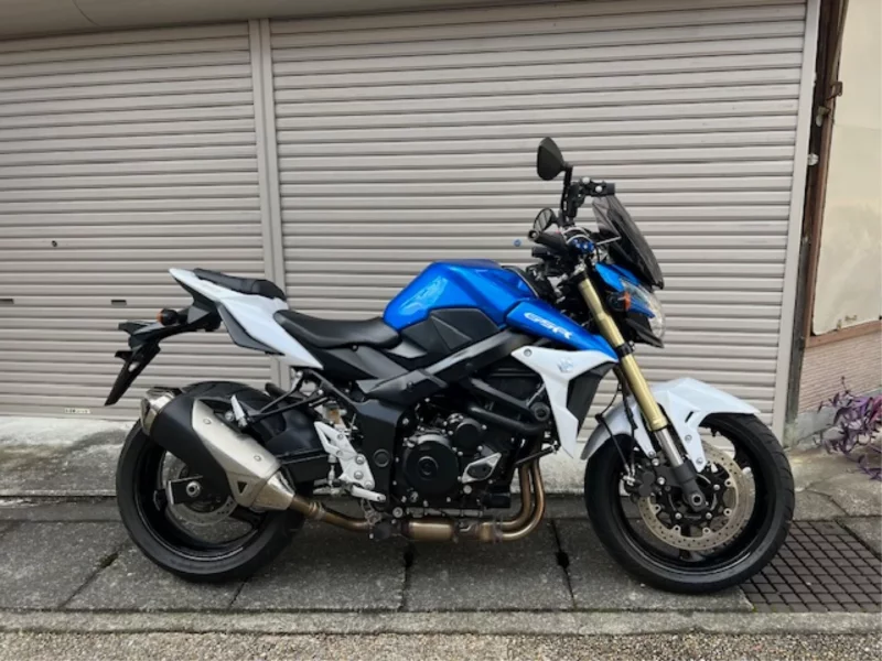 Suzuki GSR750ABS лот № 02169 оценка 4  с аукциона в Японии