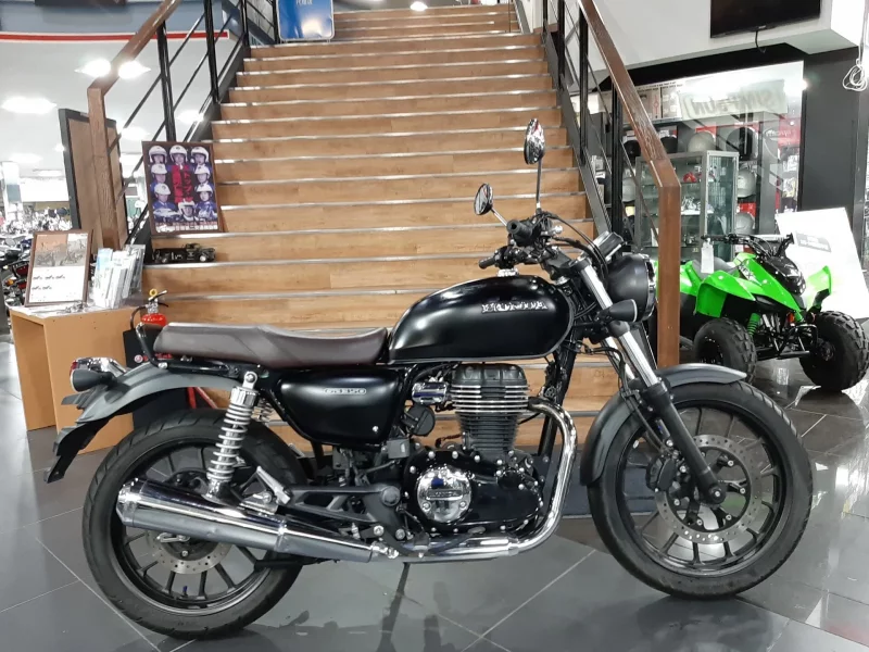 Honda GB350 лот № 02164 оценка 4  с аукциона в Японии