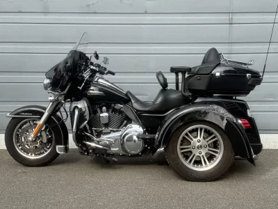 Harley-Davidson HARLEY FLHTCU