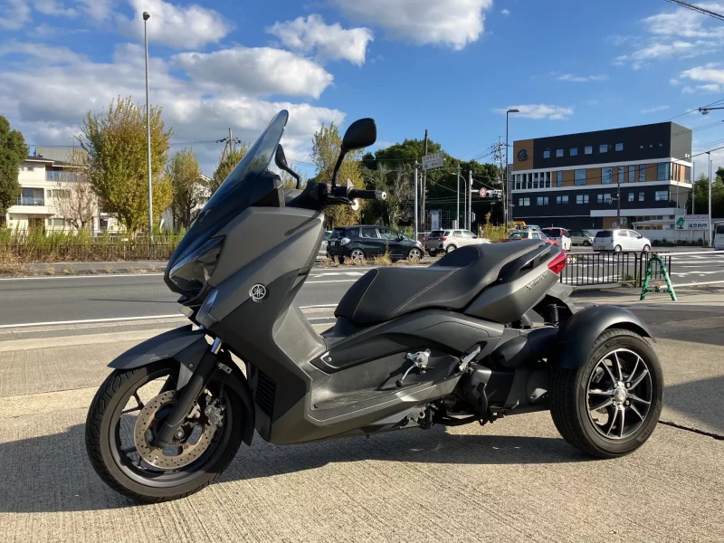 Yamaha XMAX TRIKE лот № 00227 оценка 4  с аукциона в Японии