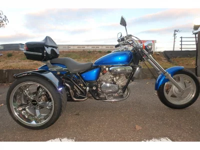 Honda V- TWIN MAGNA TRIKE