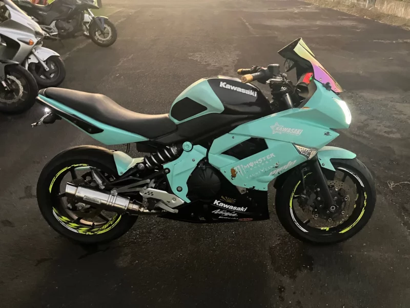 Kawasaki Ninja 400R