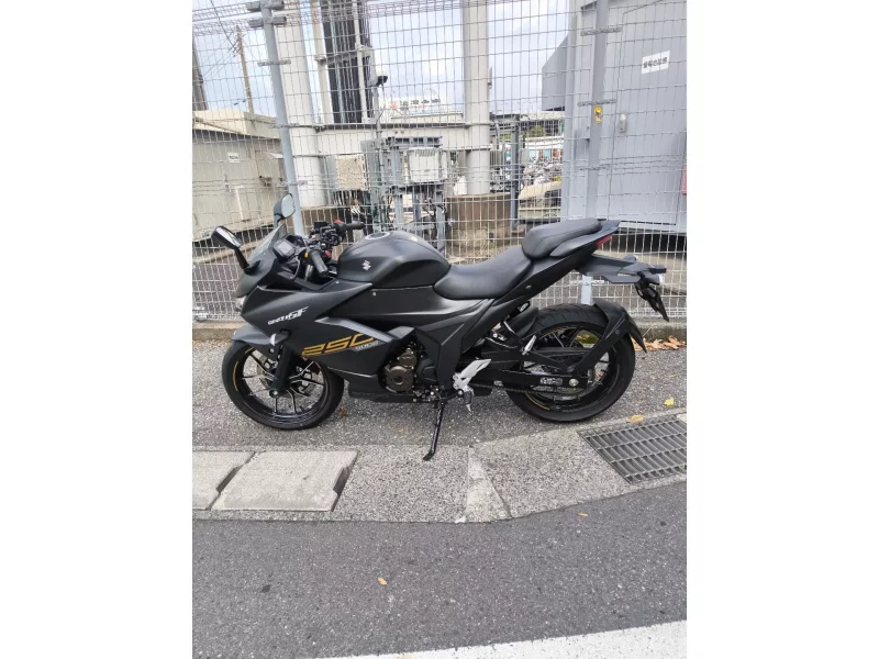 Suzuki JIKUSA-SF250