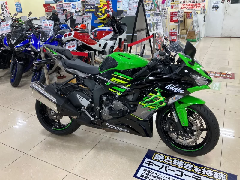 Kawasaki NINJA ZX-6R лот № 00295 оценка 5  с аукциона в Японии