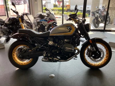 BMW BMW R12