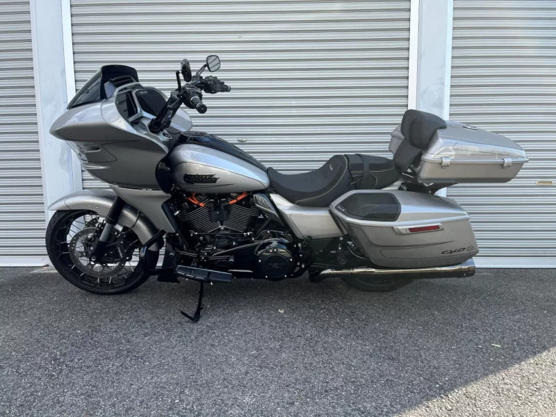Harley-Davidson HARLEY FLTRXSE1800CVO