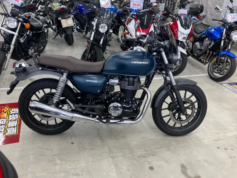 Honda GB350 лот № 04384 оценка 4  с аукциона в Японии